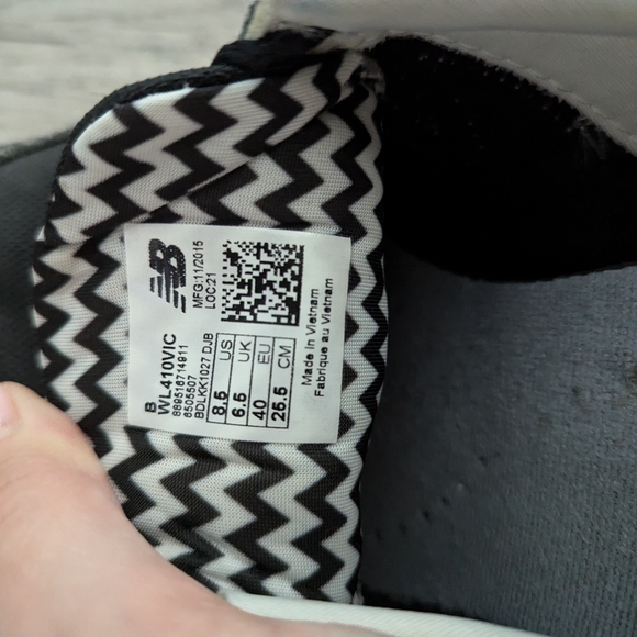 New Balance - Picture 5 of 5